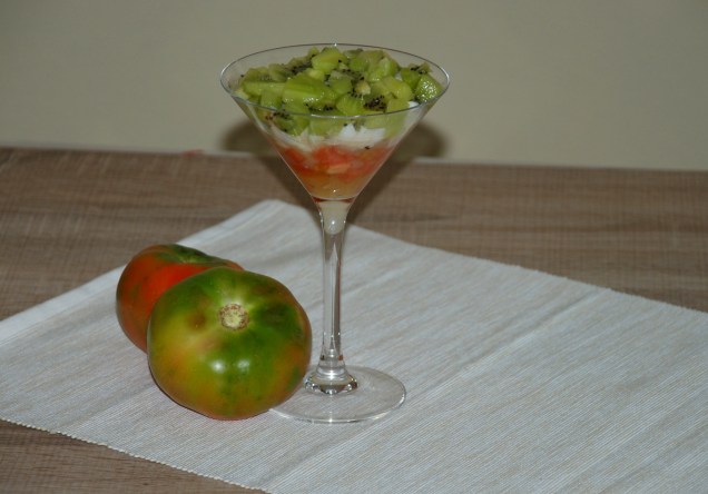 Ceviche de pescado y kiwi